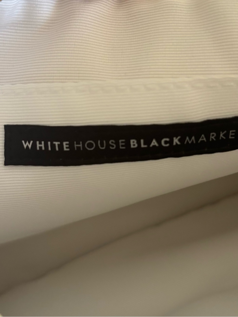 White House Black Market Floral Studded White Wristlet Clutch New Without Tag - Picture 9 of 9